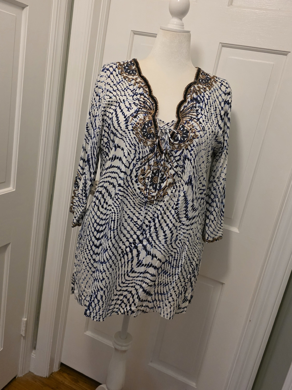NWOT Soft Surroundings South Beach Navy & White Embroidered Tunic Size Large